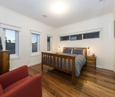 Elegance in Lalor! - Photo 3