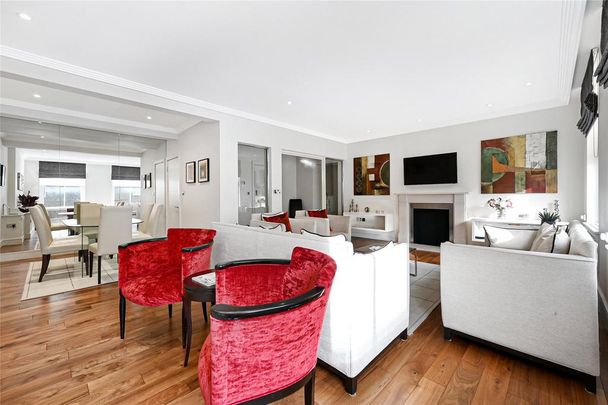 3 bedroom flat to rent - Photo 1