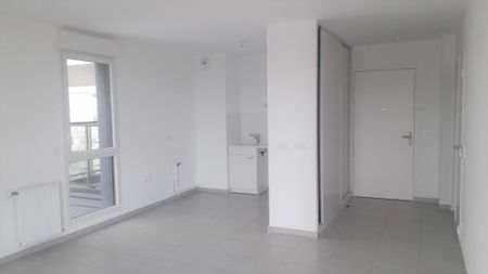 location Appartement T4 DE 85m² À VILLEURBANNE - Photo 5