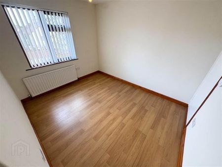 42 Innisfree Park, Ballyholland, Newry, BT34 2LX - Photo 2
