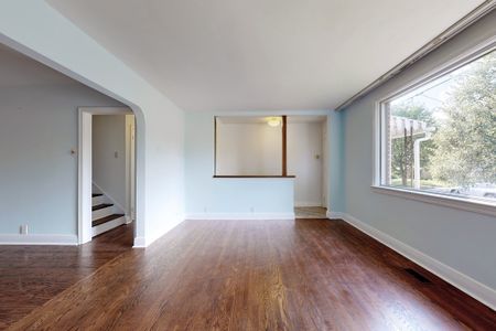 For Lease - 21 Pleasant Avenue, Toronto, Ontario - Photo 5