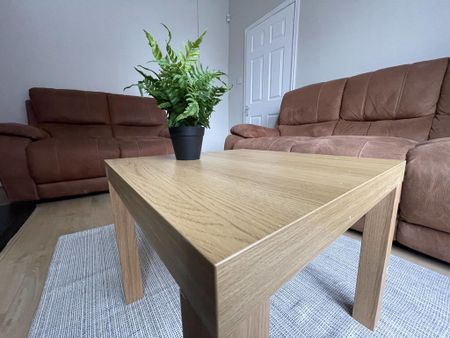 4 bedroom end of terrace house to rent - Photo 2