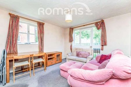 Knowles Close, Yiewsley, UB7 - Photo 4