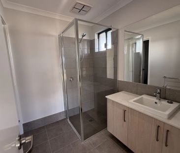 Brand New 3x2x1 Home - 10 Bonsall Way, Ravenswood - Photo 6