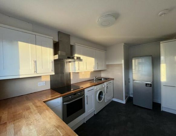 Barntongate Avenue - Photo 1