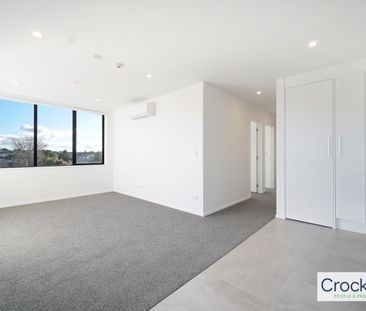 Brand New 2-Bedroom Apartment with Car Park & Storage - Photo 2