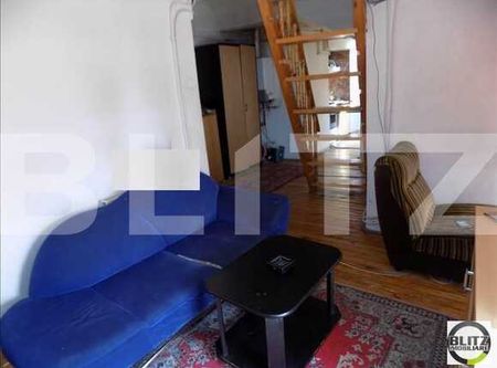 1 camera, 45 mp utili, cu scara interioara, zona Magazin Central! - Fotografie 5