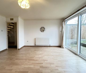3 Bedroom House To Let - Photo 2