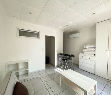 Location Appartement 2 pièces 27m² TOULON 83000 - Photo 2