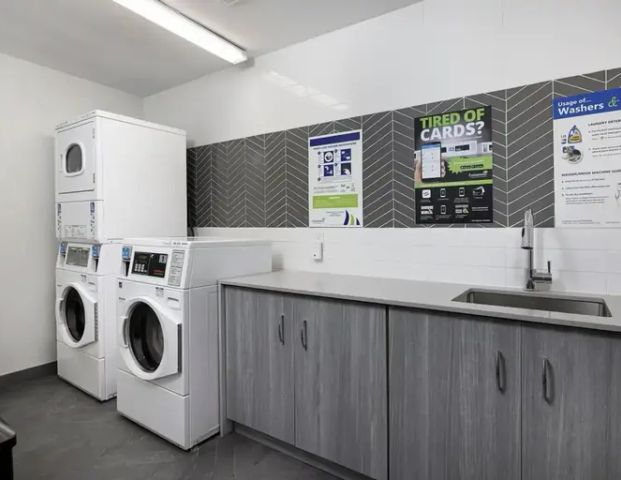 45 & 55 Forty Second St, Toronto, ON M8W 3P4 | 45 Forty Second Street, Etobicoke - Photo 1