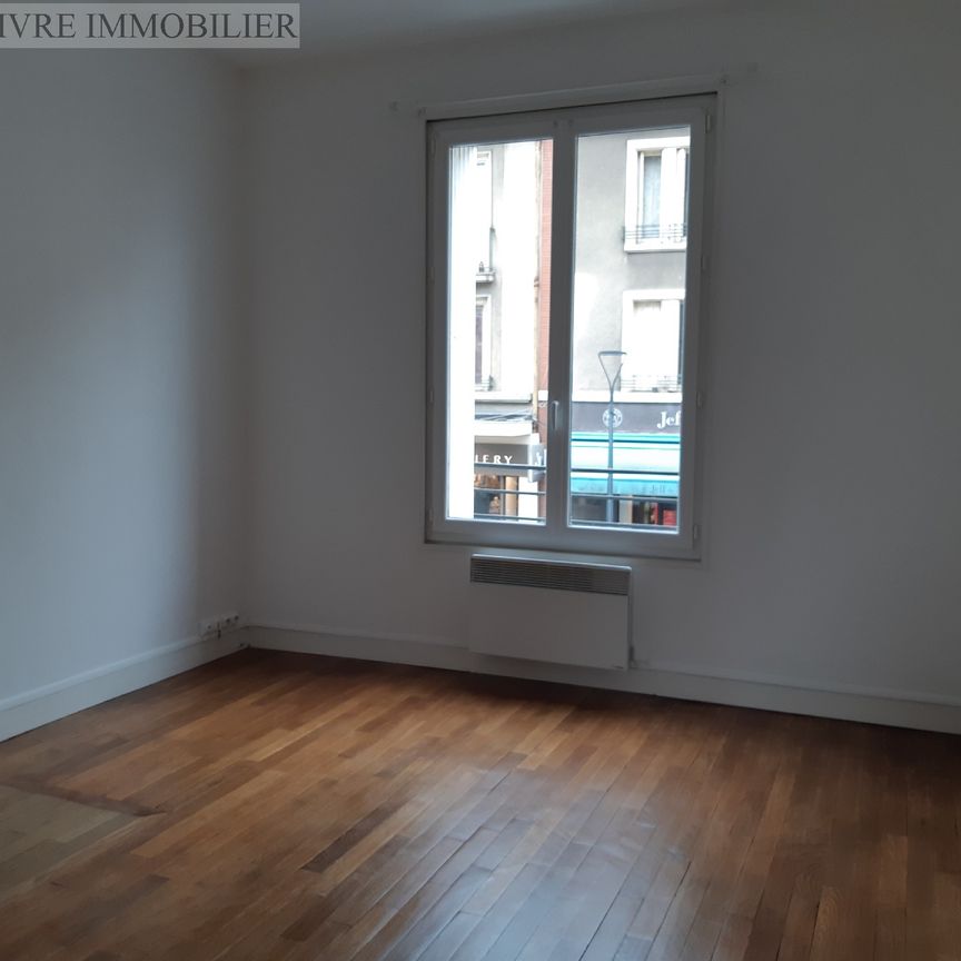 Location , CENTRE VILLE, 47,23 m², 2 pièces - Photo 1