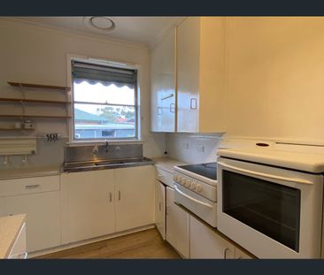 20 Zinnia street, Norlane, Vic 3214 - Photo 1