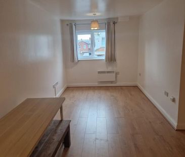 3 bedroom flat to rent - Photo 1
