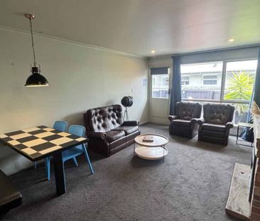 Low-Maintenance Living in a Convenient Location - Photo 3