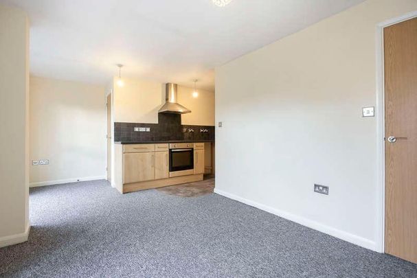 St. Georges Terrace, Cheltenham, GL50 - Photo 1