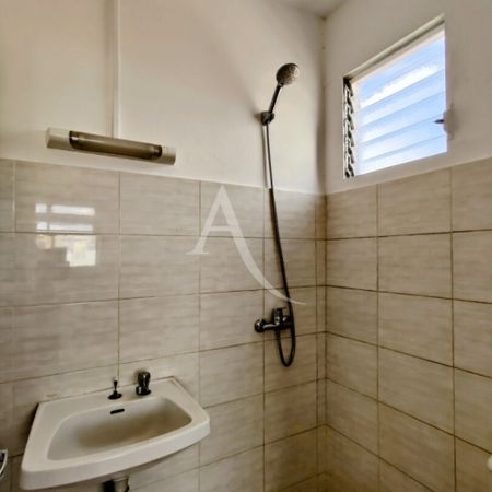 Location Appartement 16.65m² 1 pièce Fort de france - Photo 4