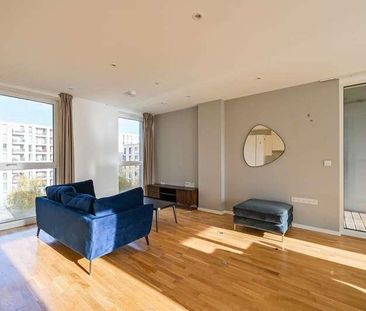 Skylark Point, East Village, Stratford, E20 - Photo 3