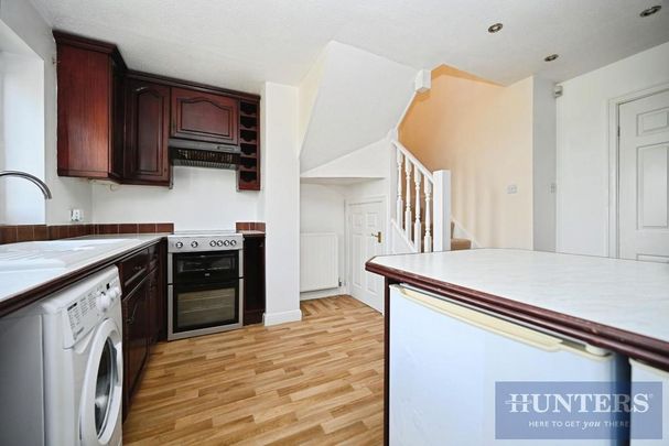 3 bedroom mews to rent - Photo 1