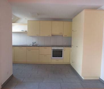 Modern 4.5-Zimmer-Maisonette-Wohnung in idyllischer Lage - Photo 1