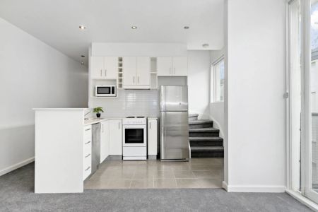 Unit 13/276A Domain Road, - Photo 2