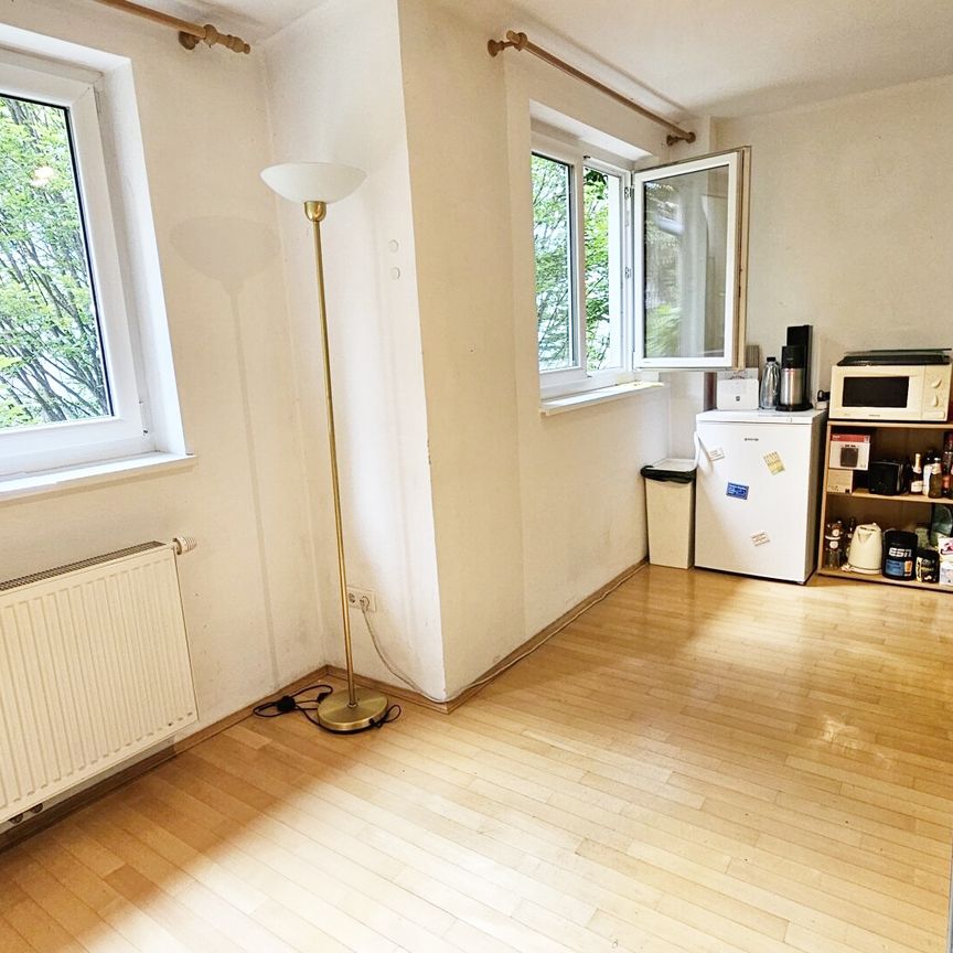 Universitätsviertel: 3-WG-taugliche 3 Zimmerwohnung mit extra Küche für Studierende - Photo 1