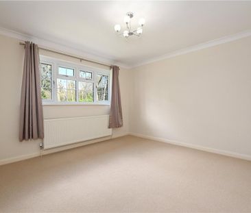 4 bedroom detached house to rent - Photo 5