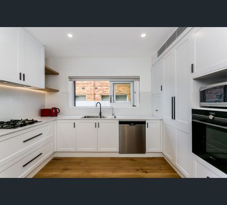 0/1 Rowlinson Parade, Cammeray, NSW 2062 - Photo 2