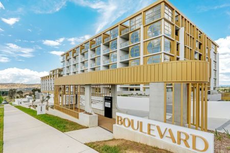 Modern Living in Boulevard - Photo 3