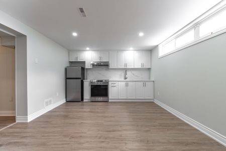 For Lease - 17 Alanadale Avenue Unit# Bsmt, Markham, Ontario - Photo 3