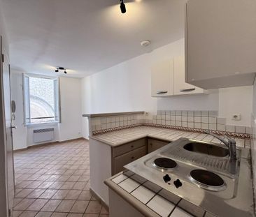 Location Appartement 2 pièces 28m² LA CIOTAT 13600 - Photo 3