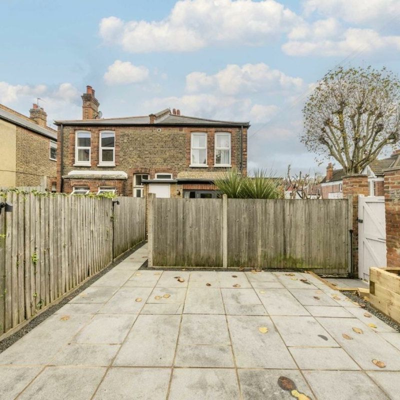 Harborough Road, SW16, London - Photo 1