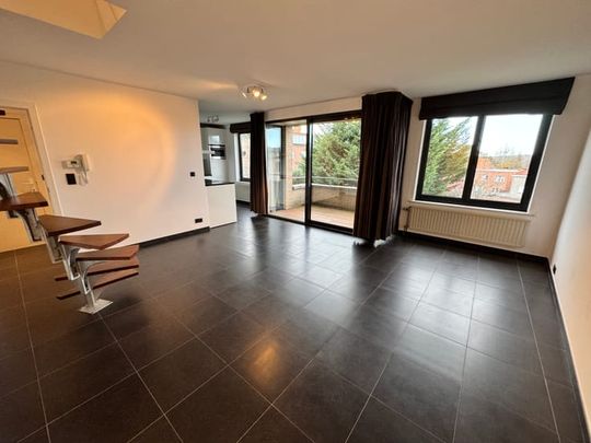 Appartement te huur - Photo 1