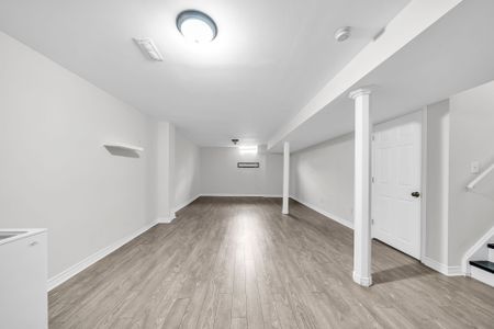 For Lease - 19 Connery Crescent, Markham, Ontario - Photo 4