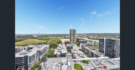 Attractive & Modern 2 Bedroom apartment with a View - Photo 5