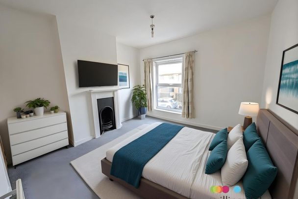 Edinburgh Road - Photo 1