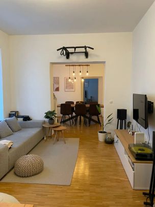Geräumige 2,5 -Zimmer-Wohnung in Innenstadtlage mit unbefristetem Mietvertrag! - Foto 1