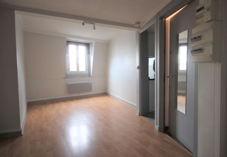Location Appartement 1 pièce 21m² LILLE 59000 - Photo 5