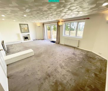 4 bedroom detached house to rent - Photo 2