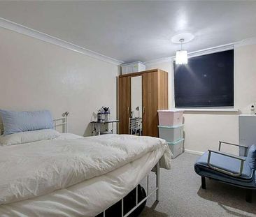 Turkey Street, Enfield, EN1 - Photo 2