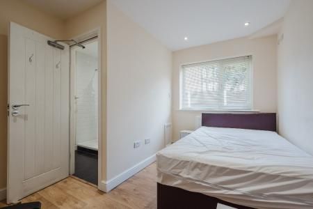 Redshaw Close, Fallowfield, Manchester, M14 - Photo 4