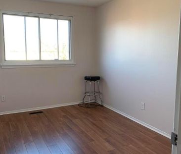 For Lease - 35 Edenridge Drive Unit# (Upper), Brampton, Ontario - Photo 3