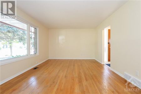 For Lease - 761 Garner Avenue, Billings Bridge - Riverside Park and Area, Ontario - Photo 2