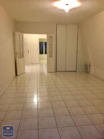 Appartement à louer 3 pièces 74.1m² - Photo 2