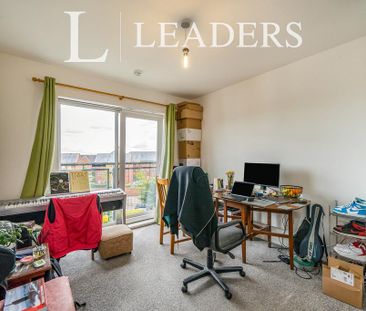 1 bedroom flat to rent - Photo 2