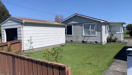 WESTPORT - 2 BEDROOMS - Photo 3