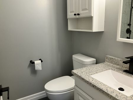 For Lease - 667 Johnston Park Avenue, Collingwood, Ontario - Photo 2