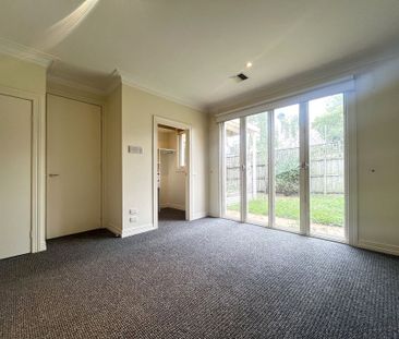 Four Bedroom Townhouse in Great Location within Bhs - Photo 5