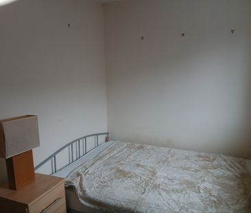 3 Bed Terraced House, Finnis Street, E2 - Photo 6