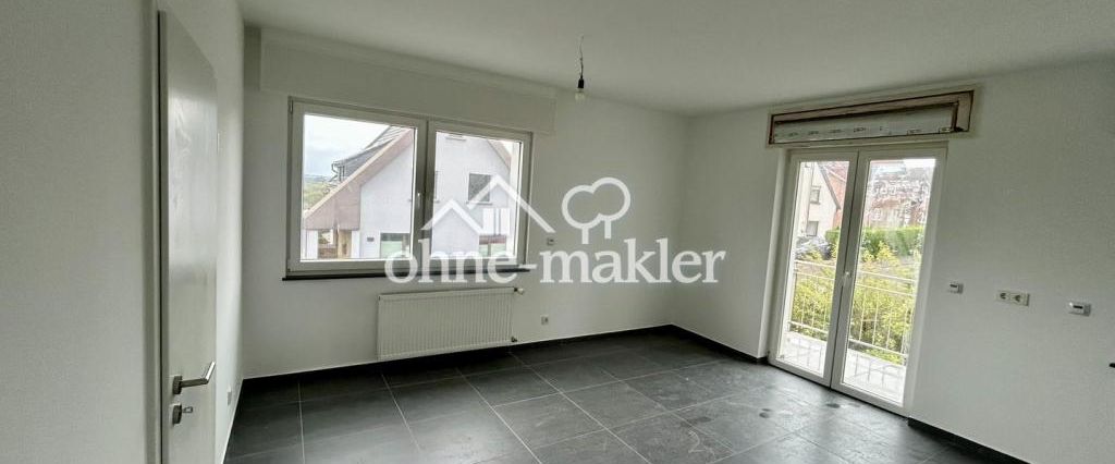 Kernsarnierte 4-Zimmer-Mietwohnung mit Terrasse, Balkon und Weitblick - Foto 1