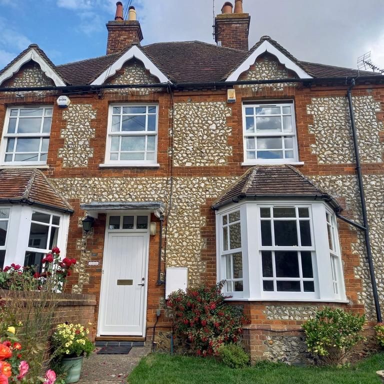 2 bedroom terraced house to rent - Photo 1